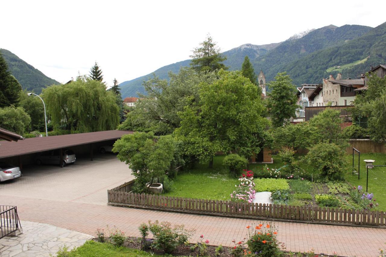 Residence Die Faerbe Sterzing Buitenkant foto