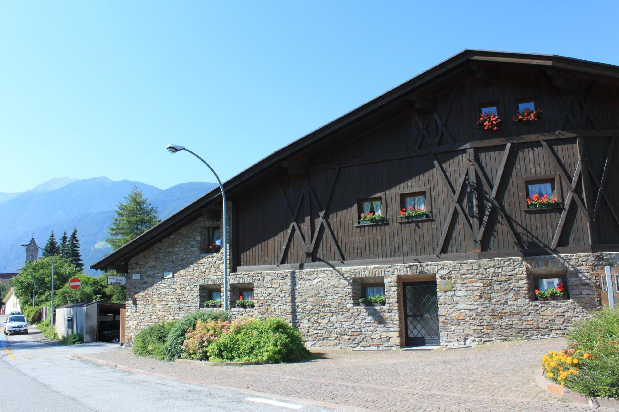 Residence Die Faerbe Sterzing Buitenkant foto